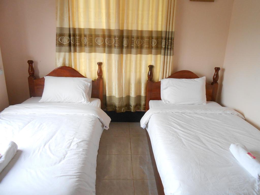 The Garden Pany Hotel Vang Vieng Room photo