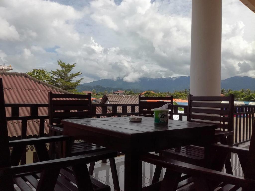 The Garden Pany Hotel Vang Vieng Exterior photo